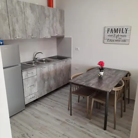 Disy Lägenhet Vlorë