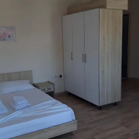 Disy Apartment *